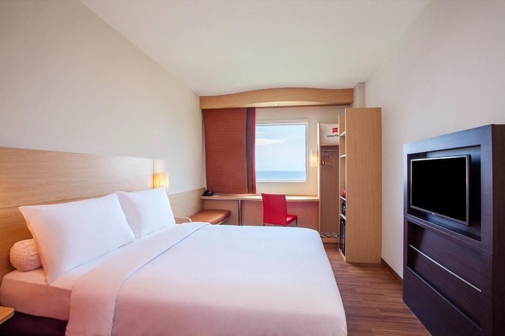 Ibis Manado City Center Boulevard Kültér fotó