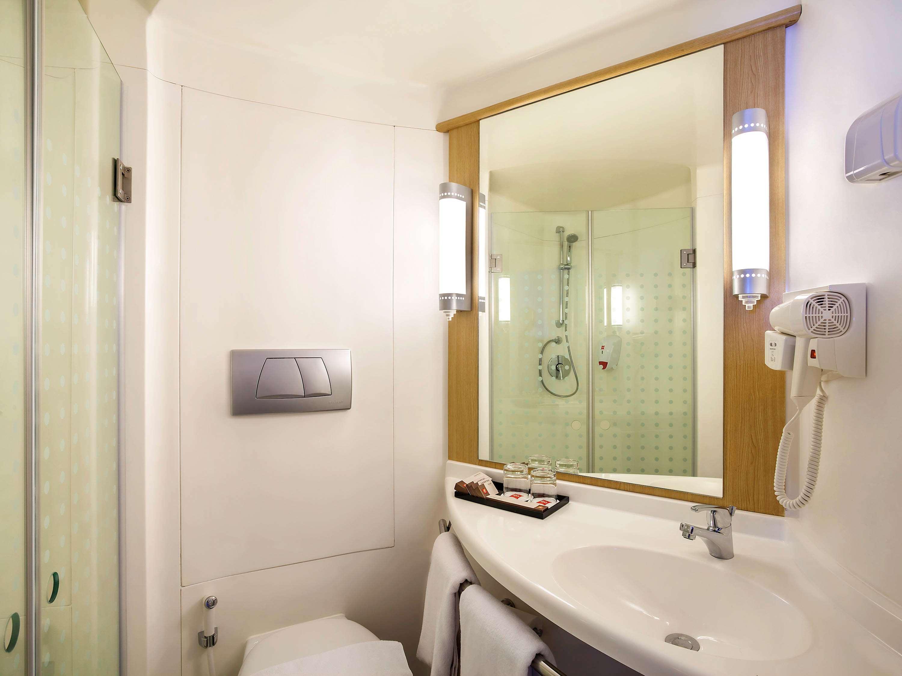 Ibis Manado City Center Boulevard Kültér fotó